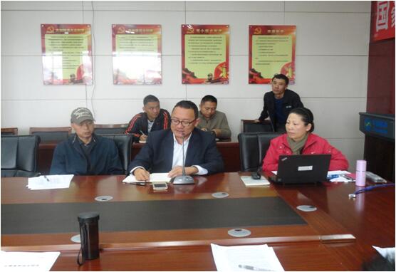 保山移动综合部副总杨涛在培训中宣贯省移动对车辆治理的相关要求事项。。。。。